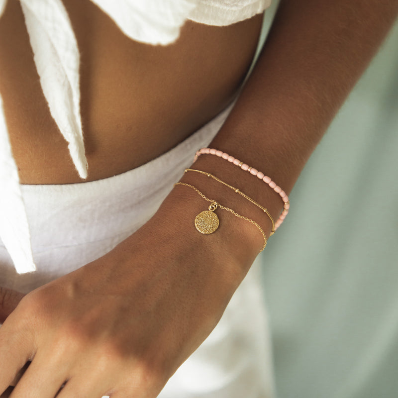 Damen Gold Armband mit Mandala Anhänger. | Style: Aloita