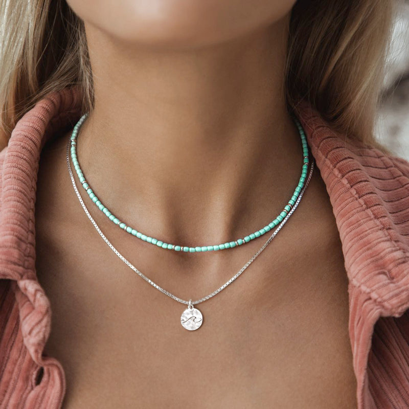 Damen Silber Halskette mit Wellen Anhänger und türkise Wellen Halskette. | Style: Hanalei
