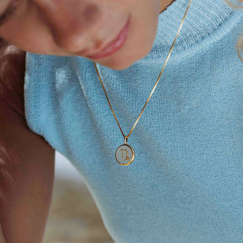 float Zodiac Necklace Pendant Gold – Capricorn